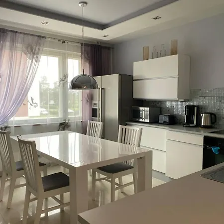 Just Apartment *